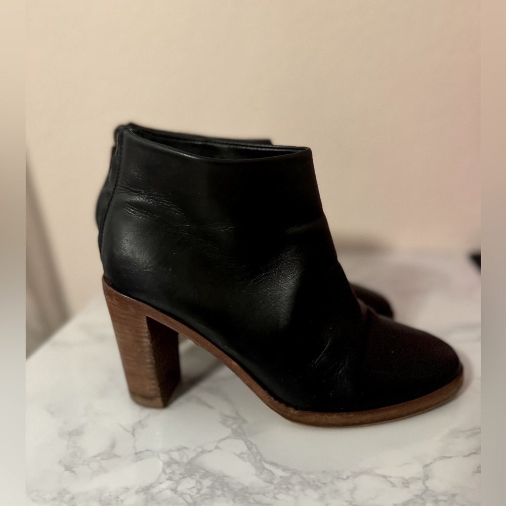 APC Black Leather Boots – Size 38 EUR / 8 US - Picture 2 of 5